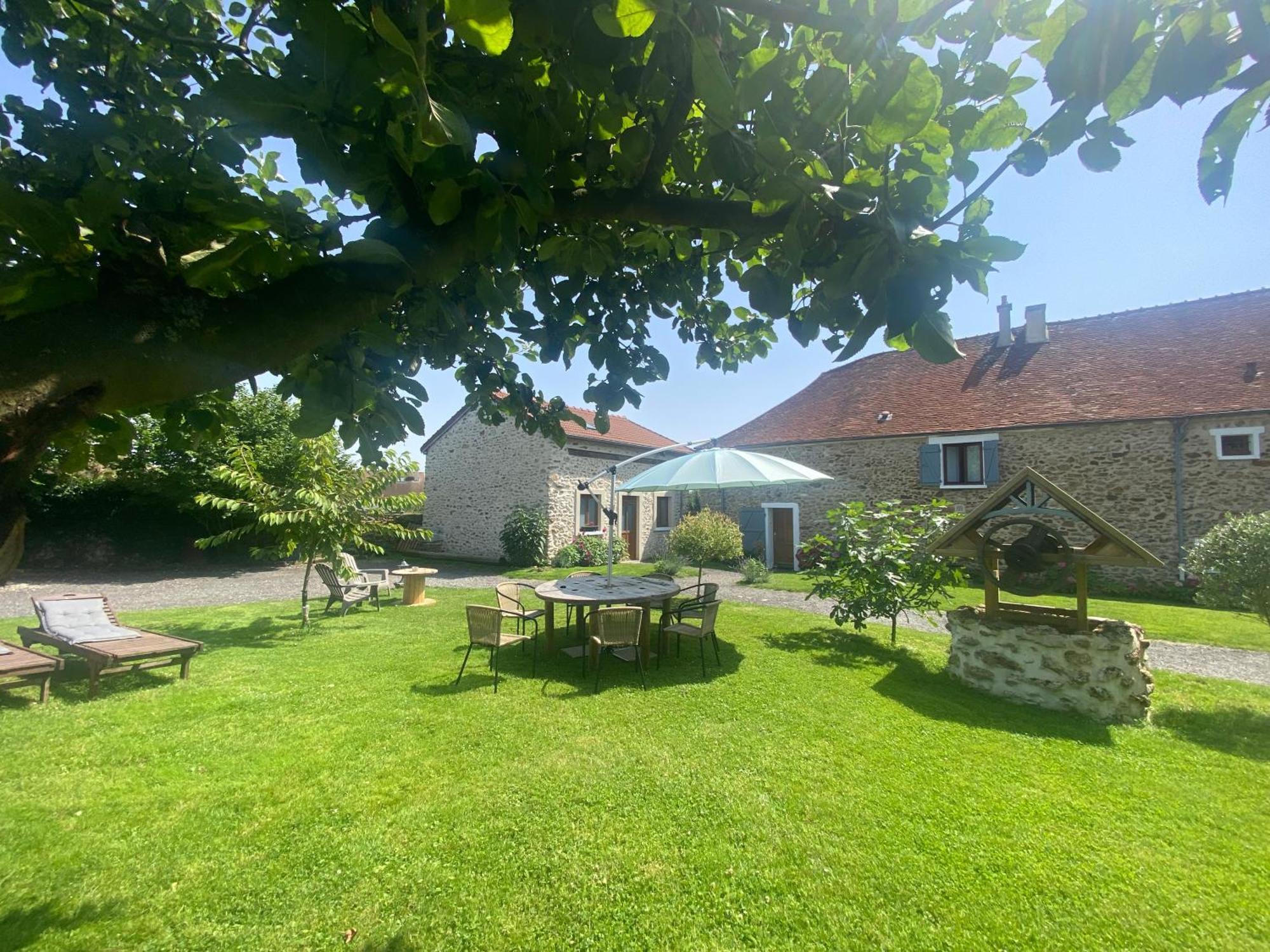 Willa La Petite Maison Dans La Brie Guérard Zewnętrze zdjęcie