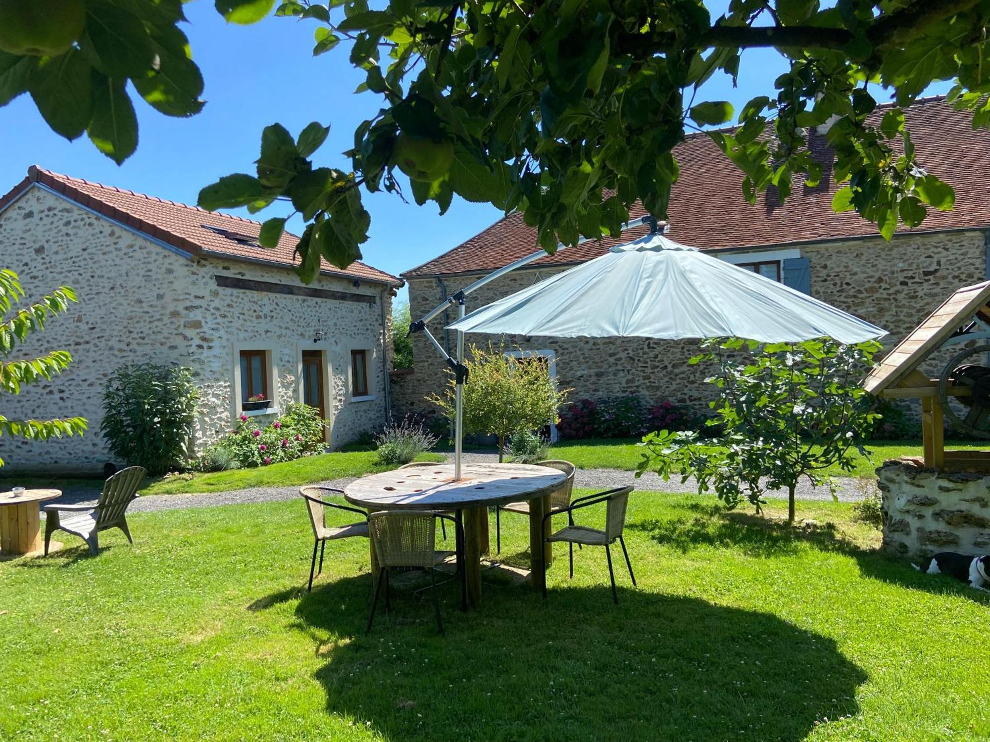 Willa La Petite Maison Dans La Brie Guérard Zewnętrze zdjęcie